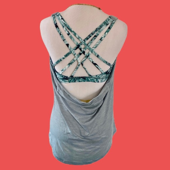 LULULEMON Athletica Tank Top / Bra Combo ~ SLAY THE STUDIO Size 8 ~ Medium - Picture 1 of 12